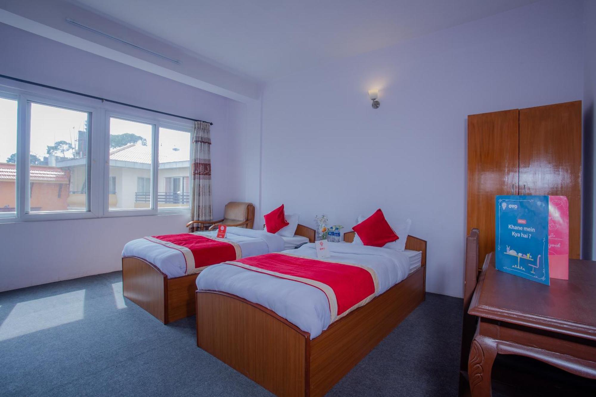 Oyo 135 Lost Garden Apartment And Guest House Kathmandu Exterior photo
