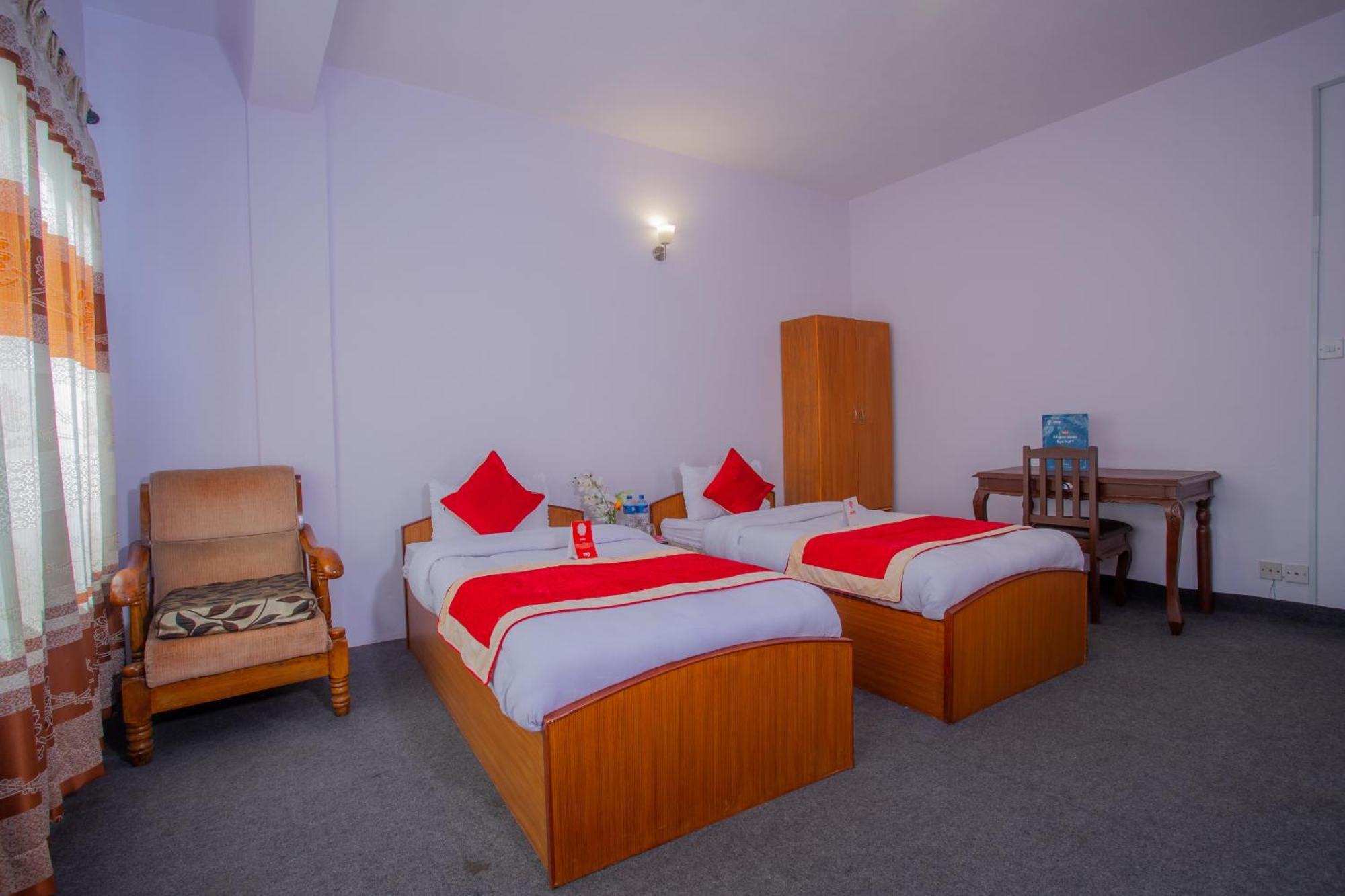 Oyo 135 Lost Garden Apartment And Guest House Kathmandu Exterior photo