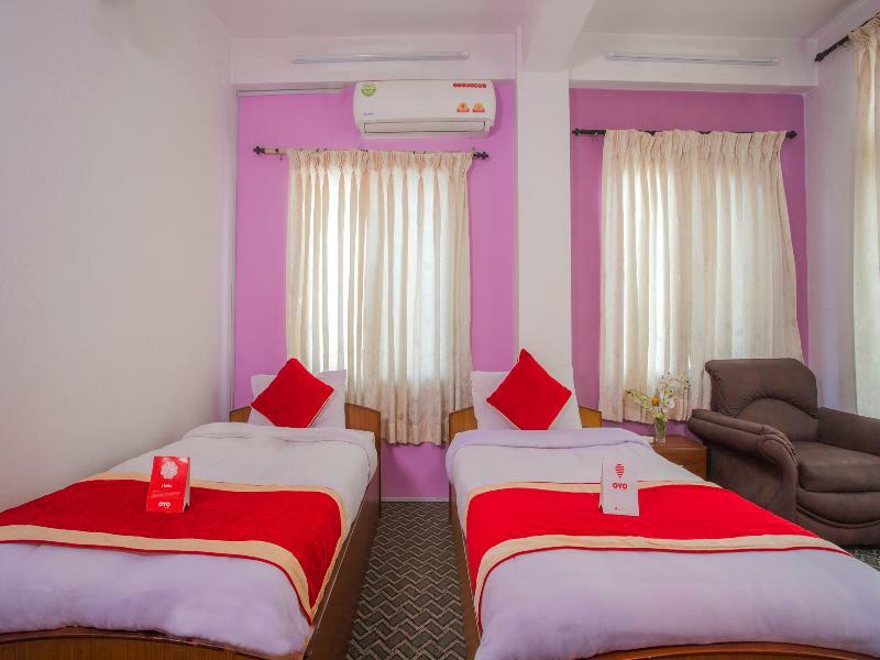 Oyo 135 Lost Garden Apartment And Guest House Kathmandu Exterior photo